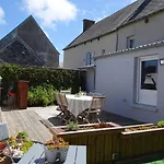 Stone House In Near Sandy * Bricqueville-sur-Mer