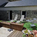 Stone House In Near Sandy * Bricqueville-sur-Mer