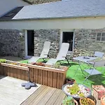 Stone House In Near Sandy Bricqueville-sur-Mer
