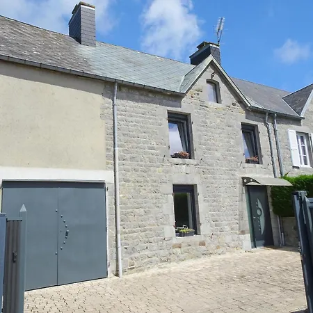 Holiday home Stone House In Near Sandy