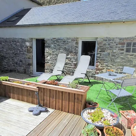 Stone House In Near Sandy Bricqueville-sur-Mer